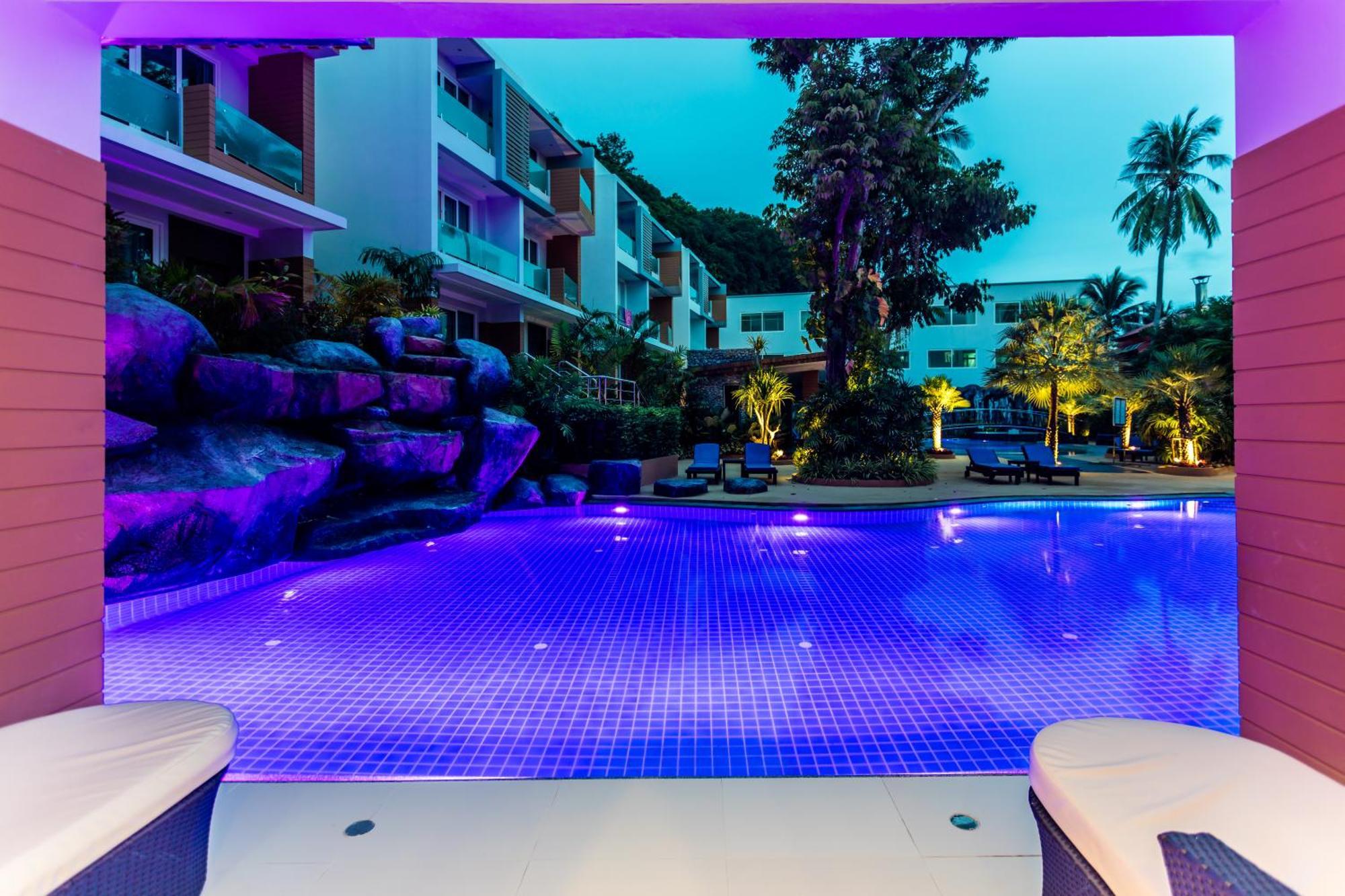Deluxe Double Room Pool Access